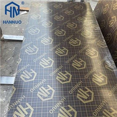 Film Inti Penuh Menghadapi Kayu Lapis