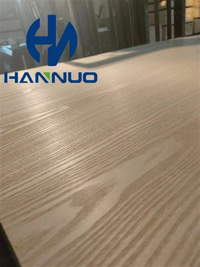 Kayu Lapis Abu AAA+ Timbul 3D