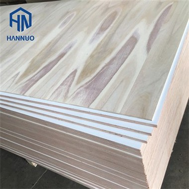 Membengkokkan Kayu Lapis Fleksibel